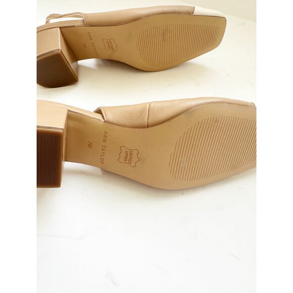 NWOB Ann Taylor Two Tone Block Heel Cap Toe Slingback Shoe Tan 7 - Picture 4 of 4